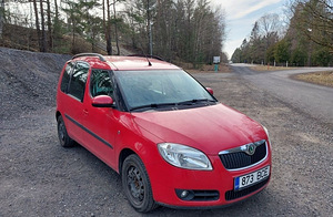 Skoda Roomster 1.2 51kW (8 foto / 14)