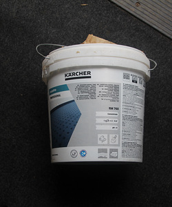 Kärcher Puzzi 8/1C Professional (7 foto / 7)