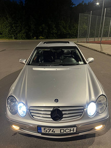 Мерседес-Бенц CLK270 (2 фото из 7)