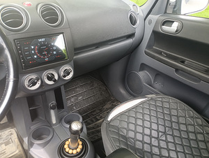 Mitsubishi Colt facelift 2009 (7 foto / 8)