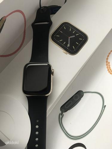 Apple Watch Series 6 40 мм Нержавеющая сталь (фото #2)