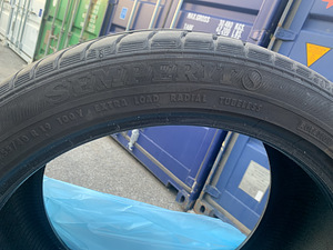Suverehvid 255/40 R19, XL, suverehvid (4 foto / 5)