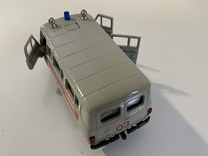 Mudelauto UAZ-452B Kiirabi 1:43 Made in USSR (9 foto / 10)