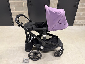 Bugaboo Fox 5 - Детская универсальная коляска трансформер (1 фото из 4)