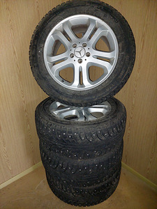 Talverehvid velgedega Mercedes ML-le (1 foto / 2)