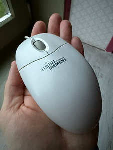 Retro Fujitsu Siemens Arvuti Hiir (2 foto / 4)