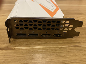 Gigabyte 1080 ti turbo, GTX 1080ti 11GB (3 foto / 4)