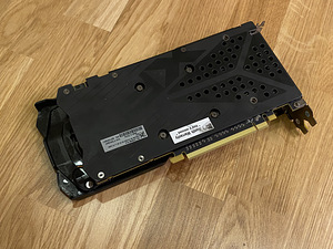 XFX RX 470 8GB (2 foto / 3)