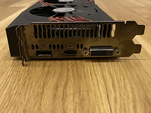 Asus expedition RX 570 8GB (3 foto / 4)