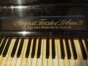 Klaver August Forster 1859 (3 foto / 5)