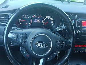 МИНИВЕН KIA CARENS. 2014 год РЕГИСТРАЦИОННЫЙ НАЛОГ УПЛАЧЕН (7 фото из 15)