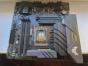 TUF GAMING B660M-PLUS D4 (1 foto / 7)