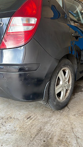 Hyundai i30 2011 (7 foto / 8)