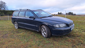 Volvo V70 125kw 2.5 (2 фото из 8)