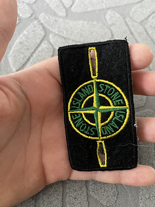 STONE ISLAND (3 фото из 3)