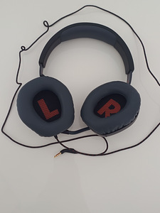 Kõrvaklapid JBL Quantum 100 (3 foto / 3)
