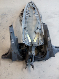 BMW-X5 M (E70) 04.2010-2013 (2 foto / 4)