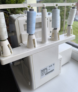 Brother Overlock Model 925 (3 foto / 10)