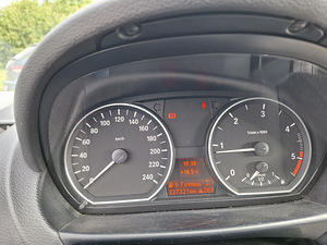 BMW 118 дизель (8 фото из 13)