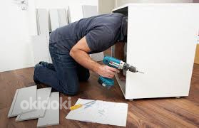Mööbli kokkupanek, valgustite, kardinapuude, rulookardinate paigaldamine