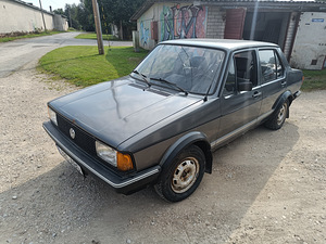 Volkswagen Jetta (1 foto / 8)