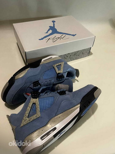 Jordan 4 unc