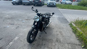 Triumph Street Twin 900 2018 (5 foto / 10)