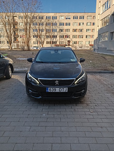 Отдам в хорошие руки Пежо 308 универсал бензин, 1.2 ,2019г. (7 фото из 7)