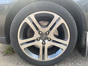 Volvo S60 2,4t (15 foto / 15)