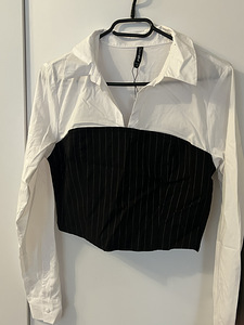 Blouse (1 foto / 4)