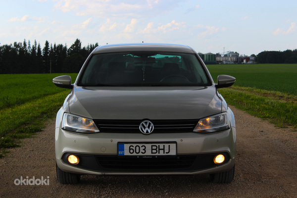 Volkswagen Jetta (foto #1)