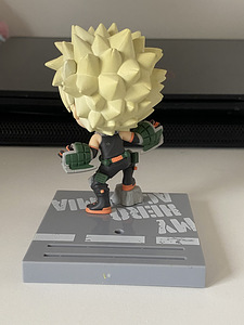 My Hero Academia anime Bakugo figuur (2 foto / 6)