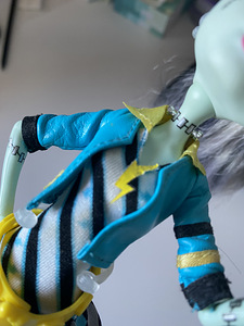Monster High nukk Frankie Monster High nukk (2 foto / 2)