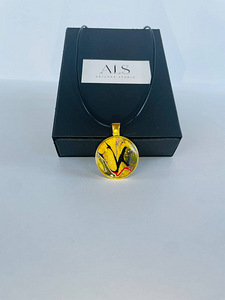 Käsitsi valmistatud medaljon, teostatud fluid art tehnikas. (4 foto / 10)