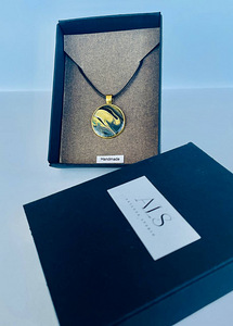 Käsitsi valmistatud medaljon, teostatud fluid art tehnikas. (6 foto / 6)