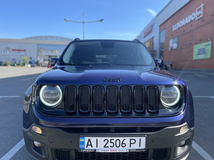 Jeep Renegade Ukraina numbrimärkidega (1 foto / 6)