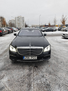 Mercedes Benz E350 Avantgarde, Kamera, Navi (2 foto / 14)