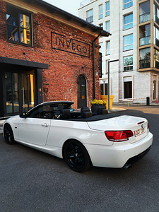 BMW E93 M-Pakett Shadow-line Logic 7 3.0 170kW (7 foto / 13)