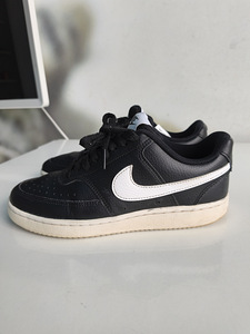 Nike Court Vision Low (Black/White) – Size [38] Tossud (4 foto / 5)