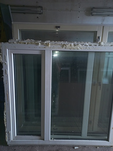 Продам окна и балконные двери (6 фото из 10)