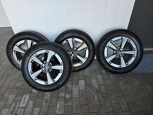 Диски и шины Vredestein Ultrac 100Y XL 205/65R17 (1 фото из 5)