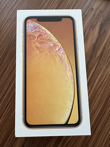 iPhone Xr - Koos Originaal Karbiga (1 foto / 4)