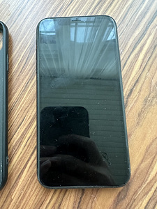iPhone Xr - Черный (2 фото из 4)