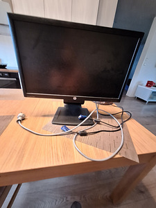 HP MONITOR (1 foto / 2)