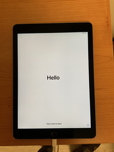 iPad Pro 9,7 Wi-Fi 128GB (6 foto / 6)