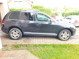Volkswagen Touareg 4.9 D V10 (4 foto / 15)
