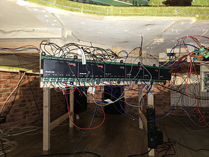 Makett rongidega (9 foto / 10)