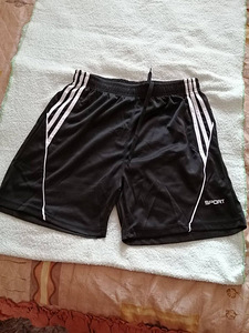 Спортивная одежда (3 фото из 4)