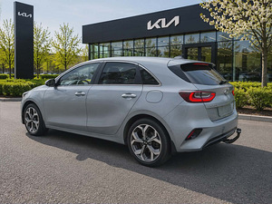 KIA CEED 2018 DIISEL, AUTOMAAT (2 foto / 10)