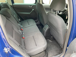 SKODA YETI 2012 2.0DIISEL AUTOMAAT 4x4 (8 foto / 9)